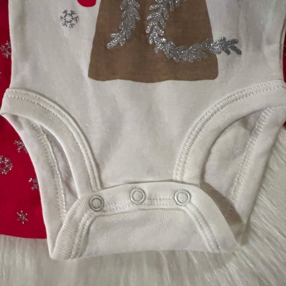 Carter’s Christmas Outfit - Picture 4 of 8